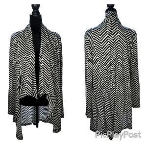 The Limited Chevron Convertible Cardigan Wrap/ Black & Ivory XL